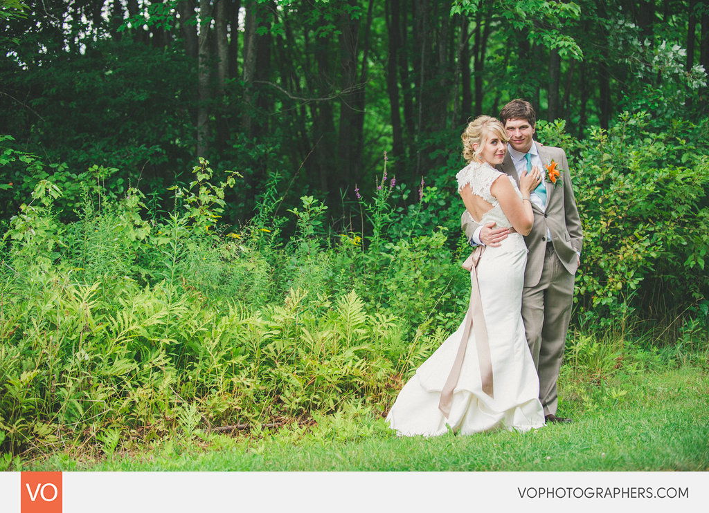 the_red_barn_at_hampshire_college_wedding_amherst_etm_0024-pn