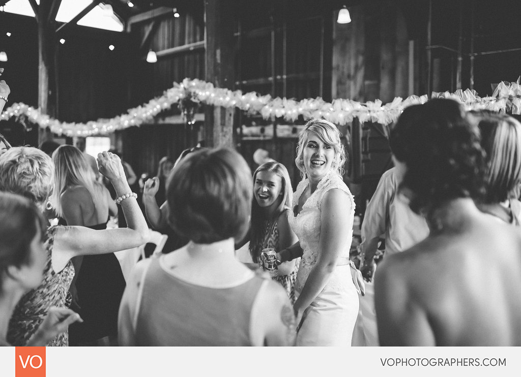 the_red_barn_at_hampshire_college_wedding_amherst_etm_0054-kk