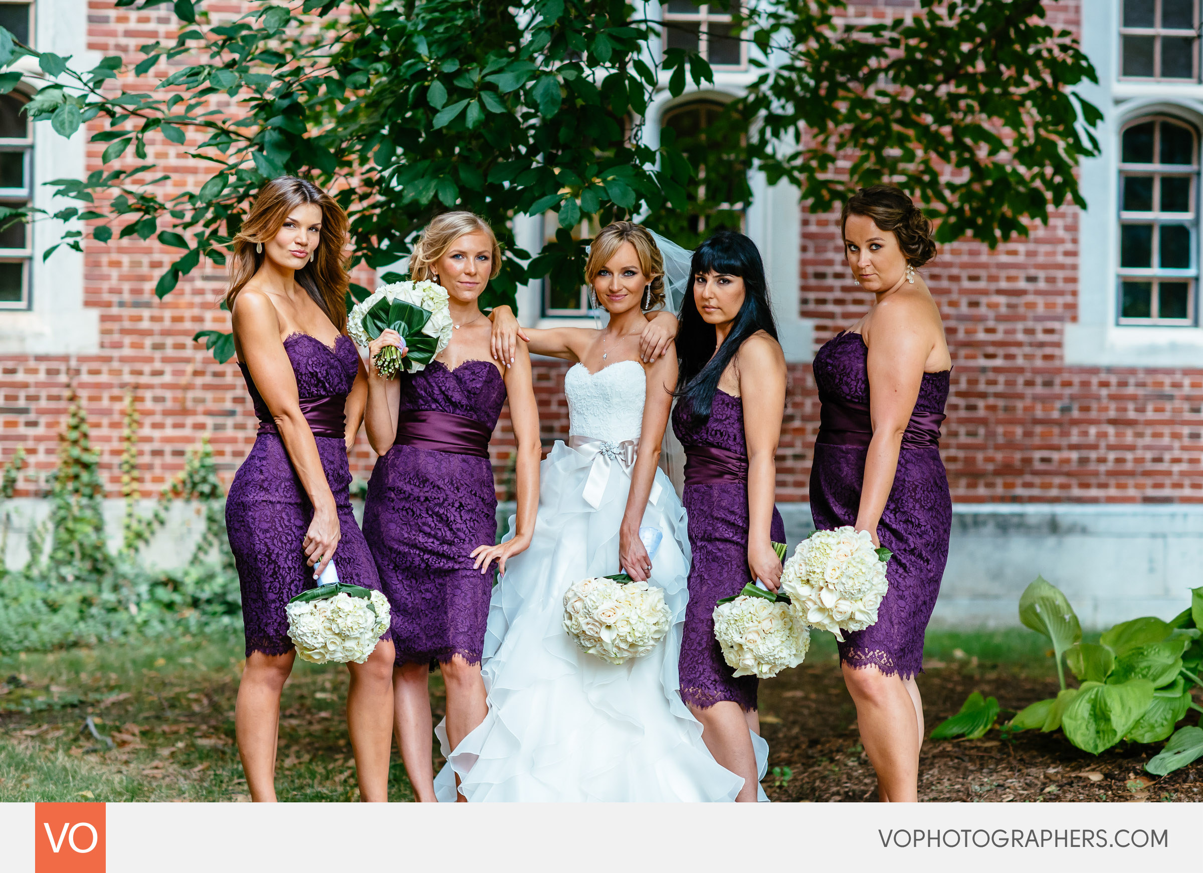 Bridesmaids pose