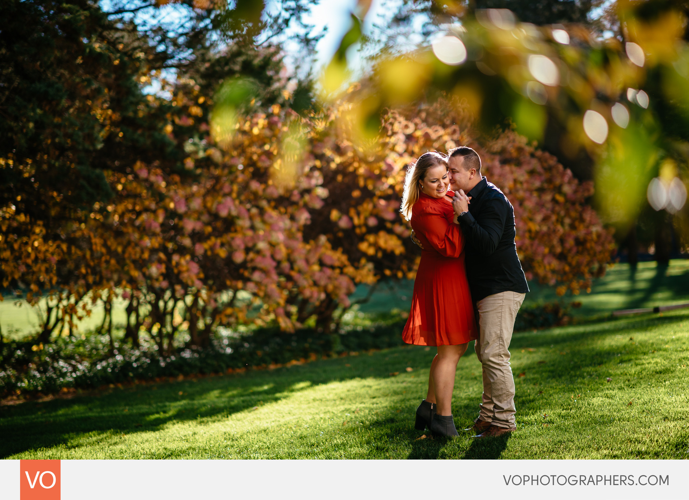wadsworth-mansion-at-long-hill-engagement-0008