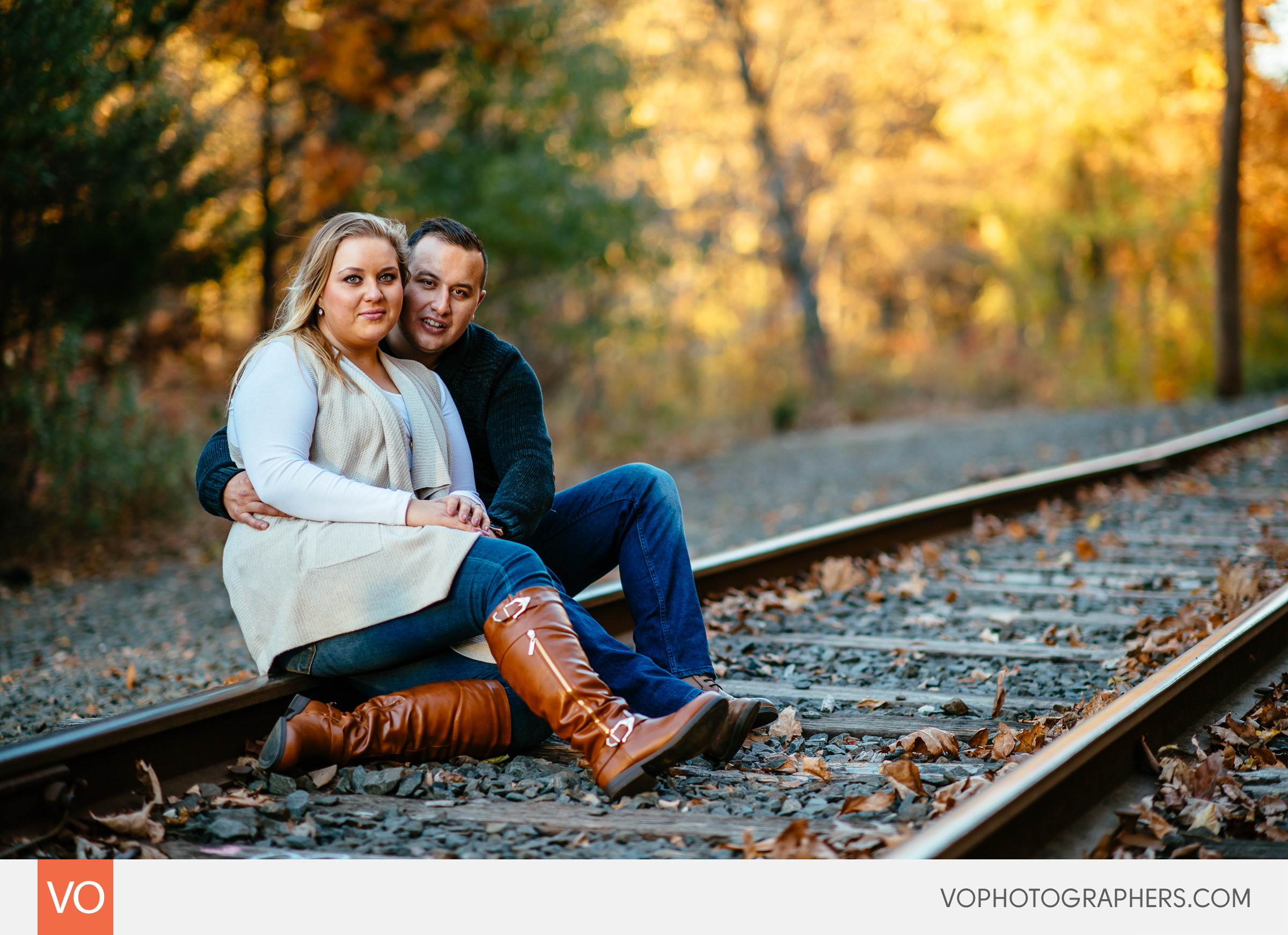 wadsworth-mansion-at-long-hill-engagement-0016