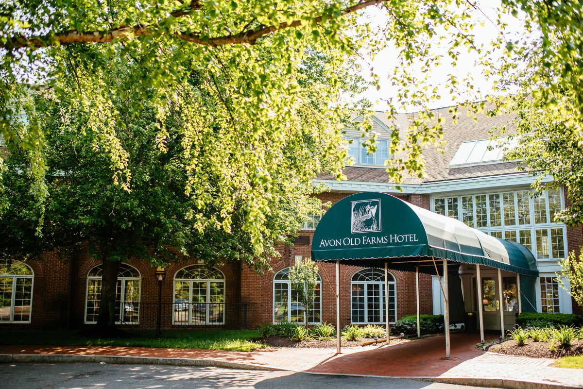 Farmington Gardens Wedding Robyn + Michael VO Photographers